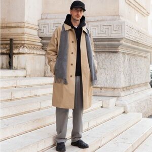 Uniqlo Beige Trench Coat Single Breasted w/ Removable Padding Size Small